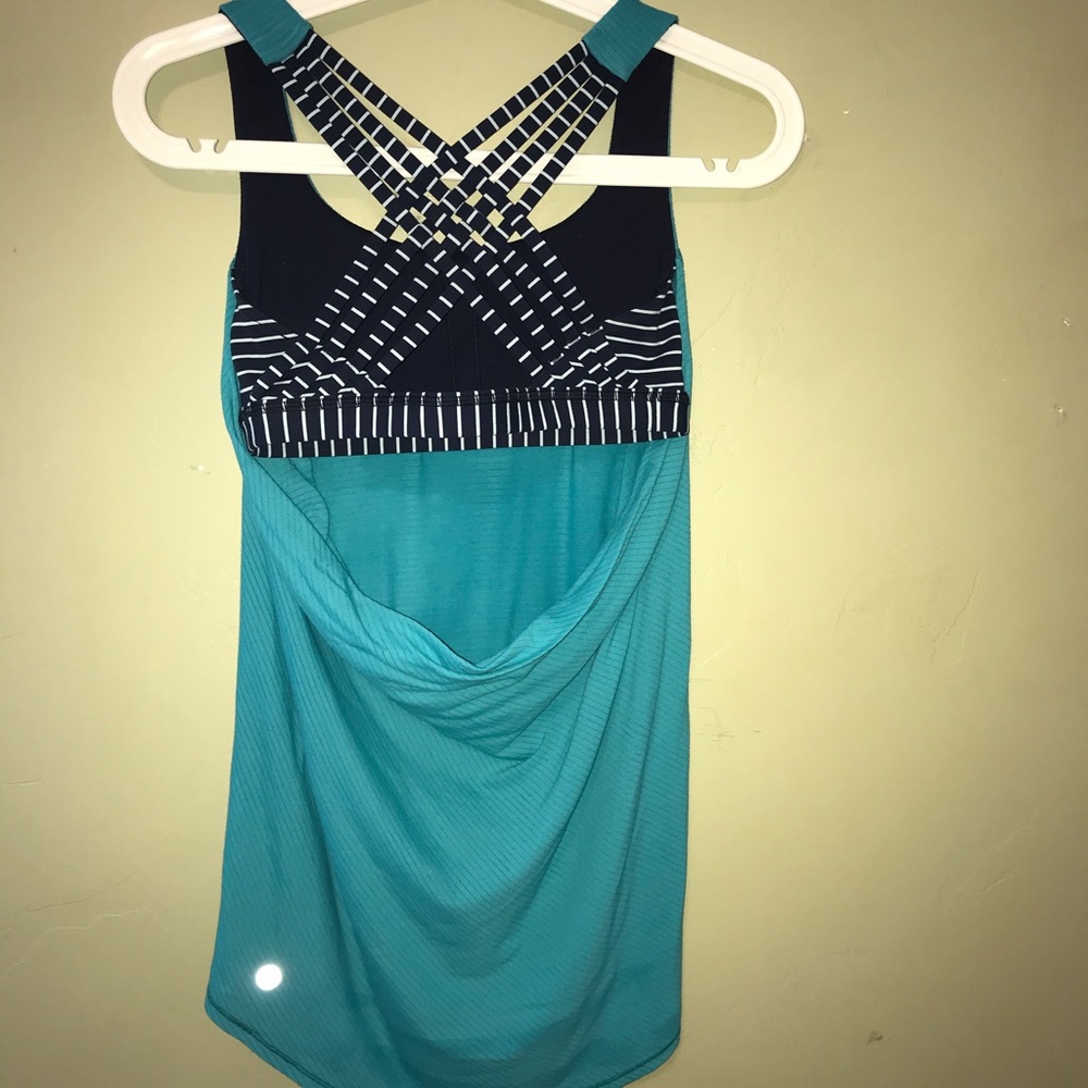 lululemon tank with bra